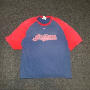 Vintage y2k Cleveland Indians nike team center swoosh mlb shirt size large